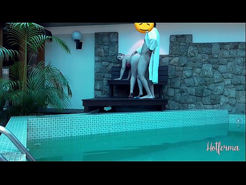 ❤️ Boss jistieden maid għall-pool, iżda ma setgħetx tirreżisti sħun ❌ Porn anali lilna mt.xxxtun.ru